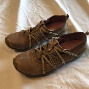 Columbia women’s comfort shoe